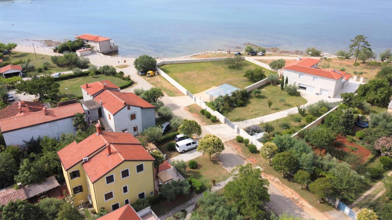 Lina Apartments Умаг Екстериор снимка